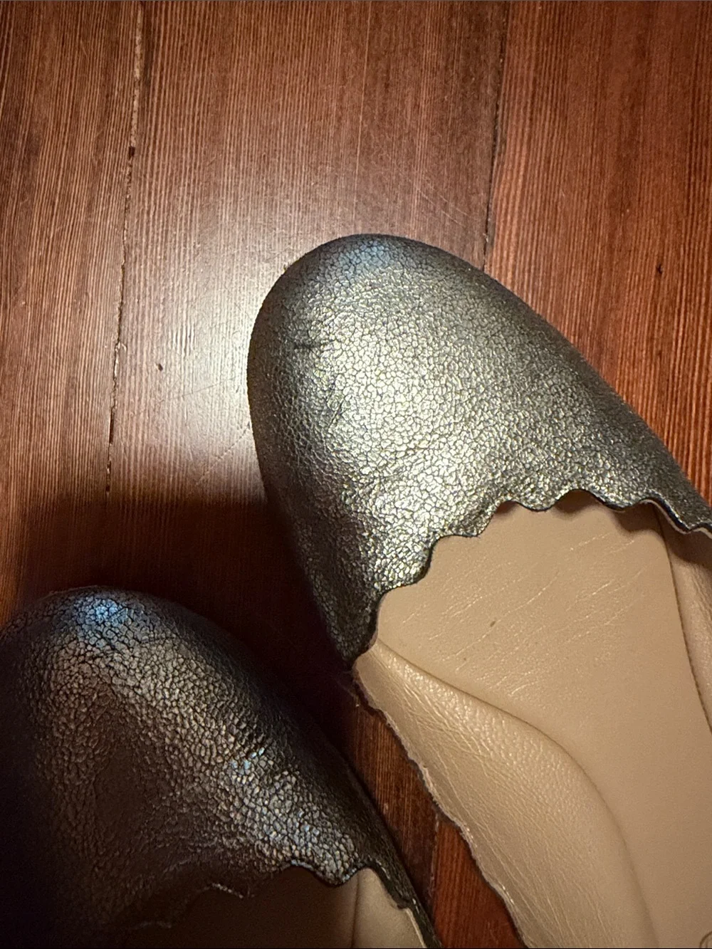 Chloe Metallic Scalloped Ballet Flats - gold
